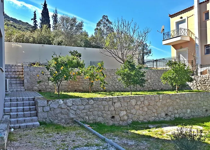 Minimal In Nature, Exostis Διαμέρισμα *