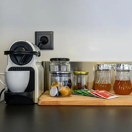 Minimal In Nature, Exostis Daire Anabolu