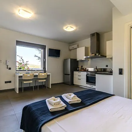 アパート Minimal In Nature, Exostis *