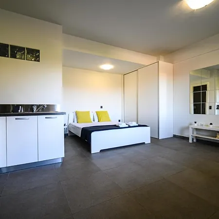 アパート Minimal In Nature, Exostis