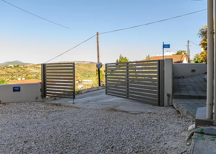 Minimal In Nature, Exostis Apartment