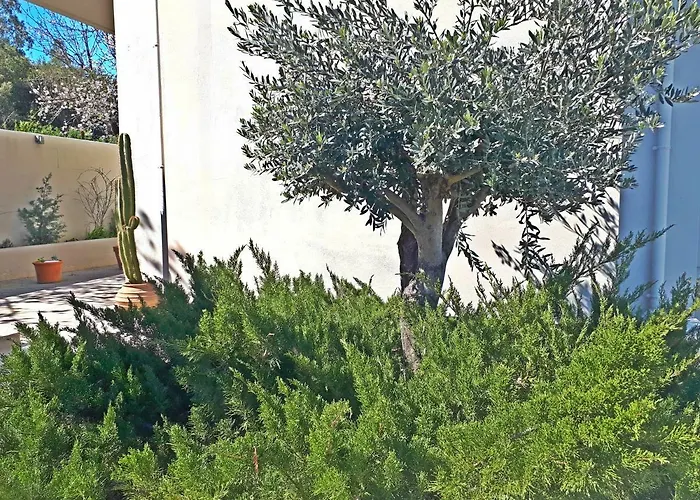 Minimal In Nature, Exostis * Nafplio